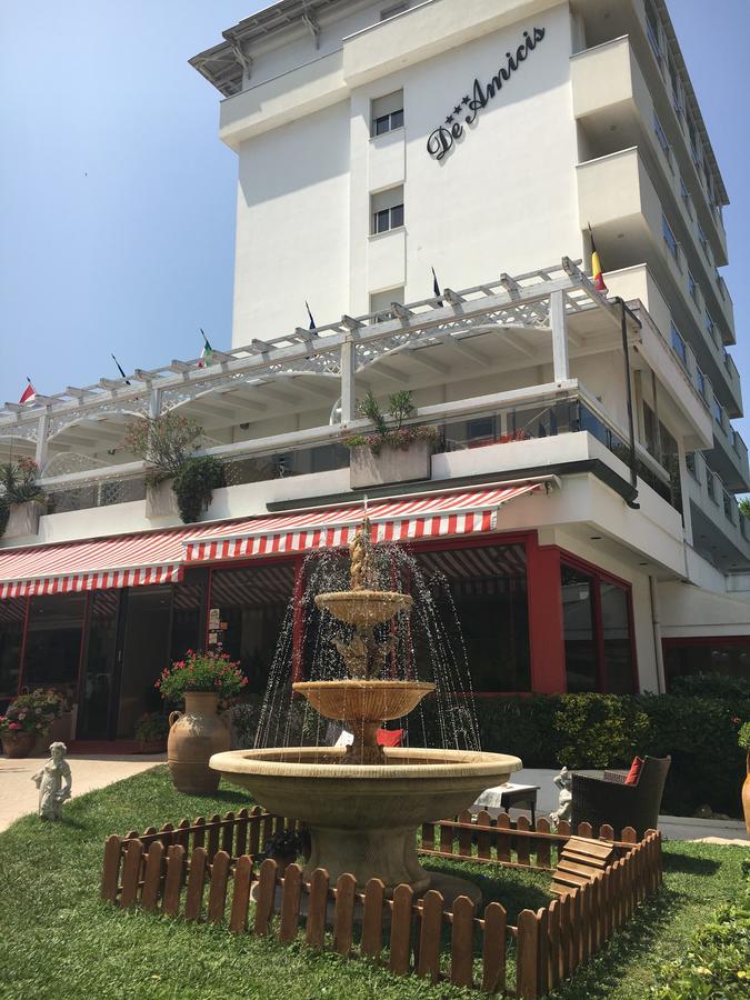 Hotel De Amicis Riccione Esterno foto